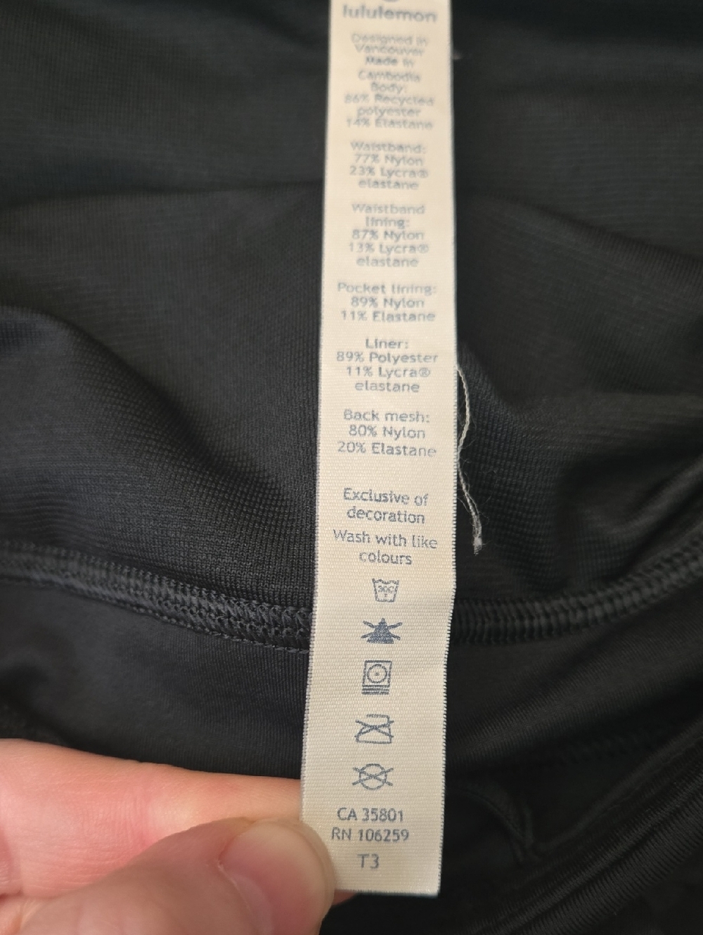 Lululemon Black Speed Shorts, Womens Size 6 - Picture 3 of 11